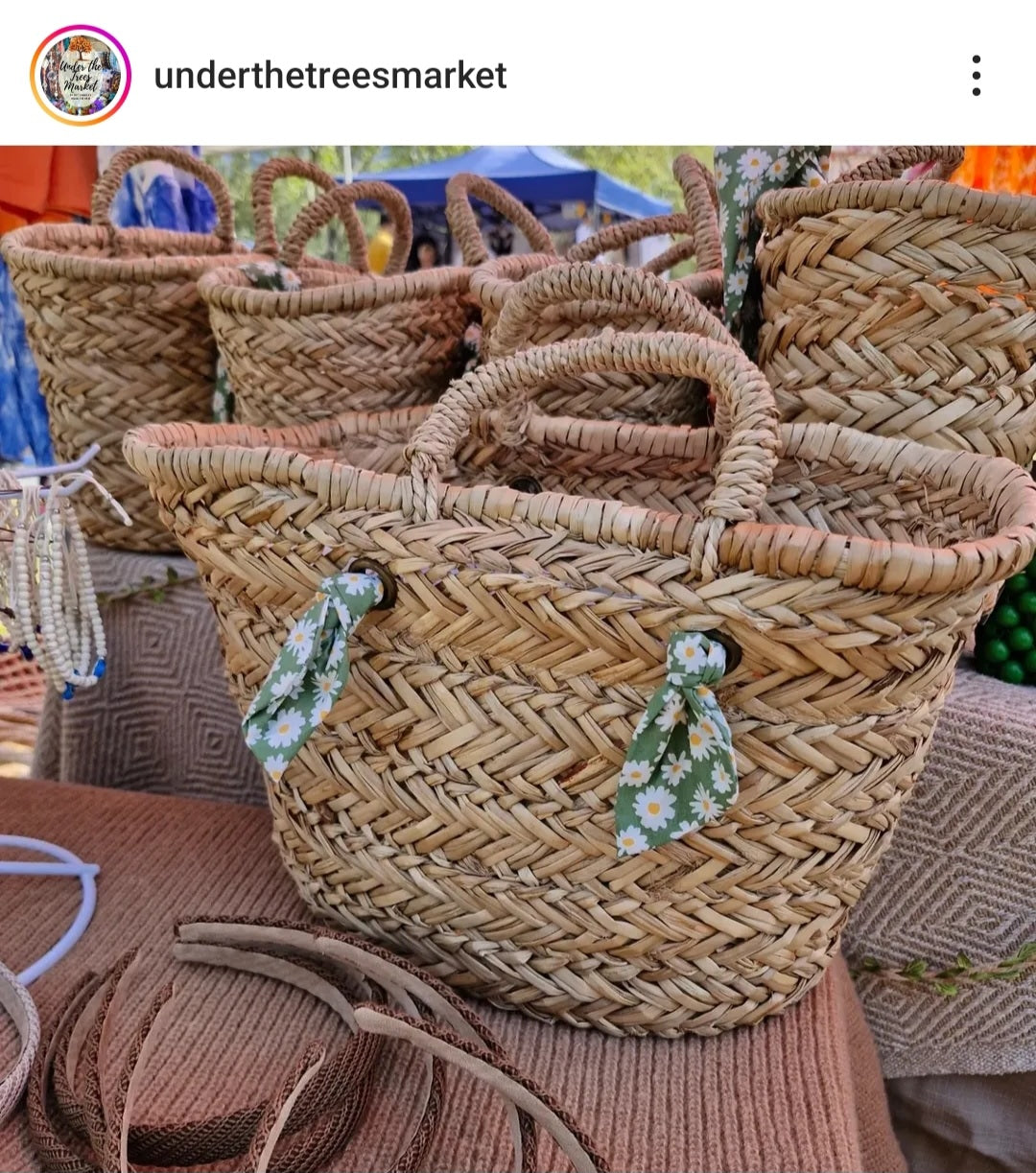 Daisy straw basket bag